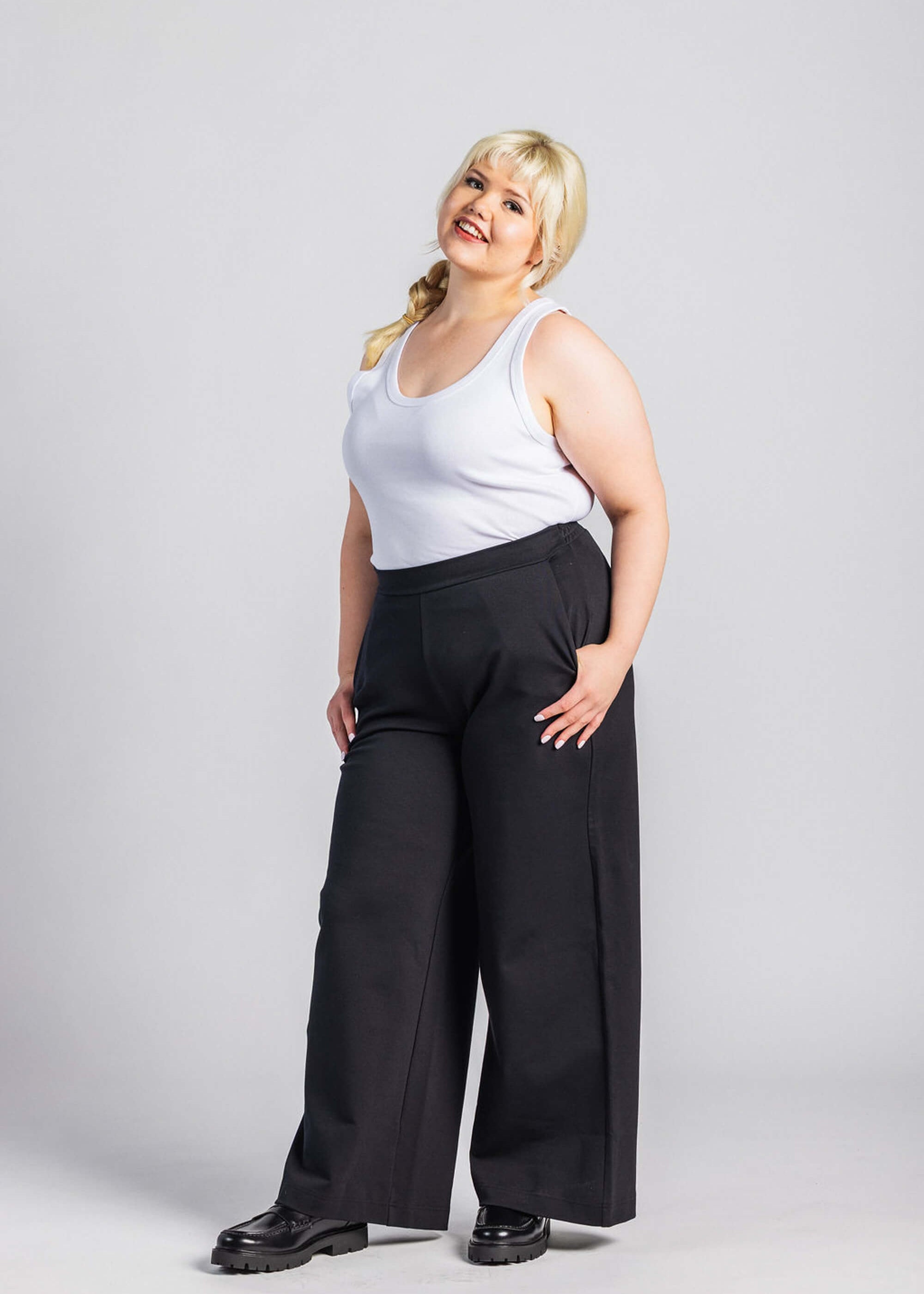 nakoa-comfy-pants-black_2.jpg