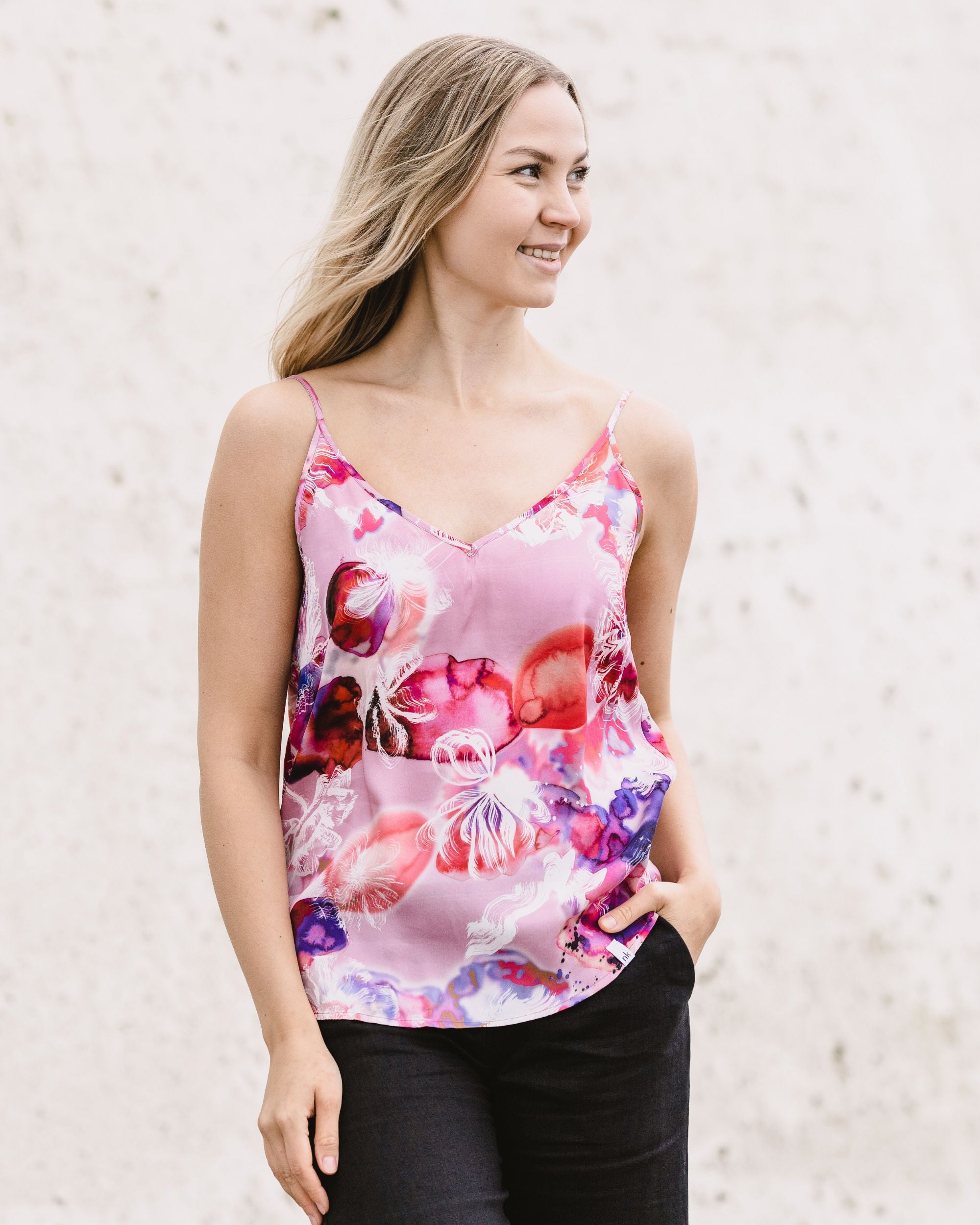 Vera Top, Coral Reef