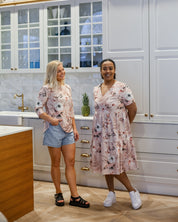 Kerrosmekko, Rose Lily