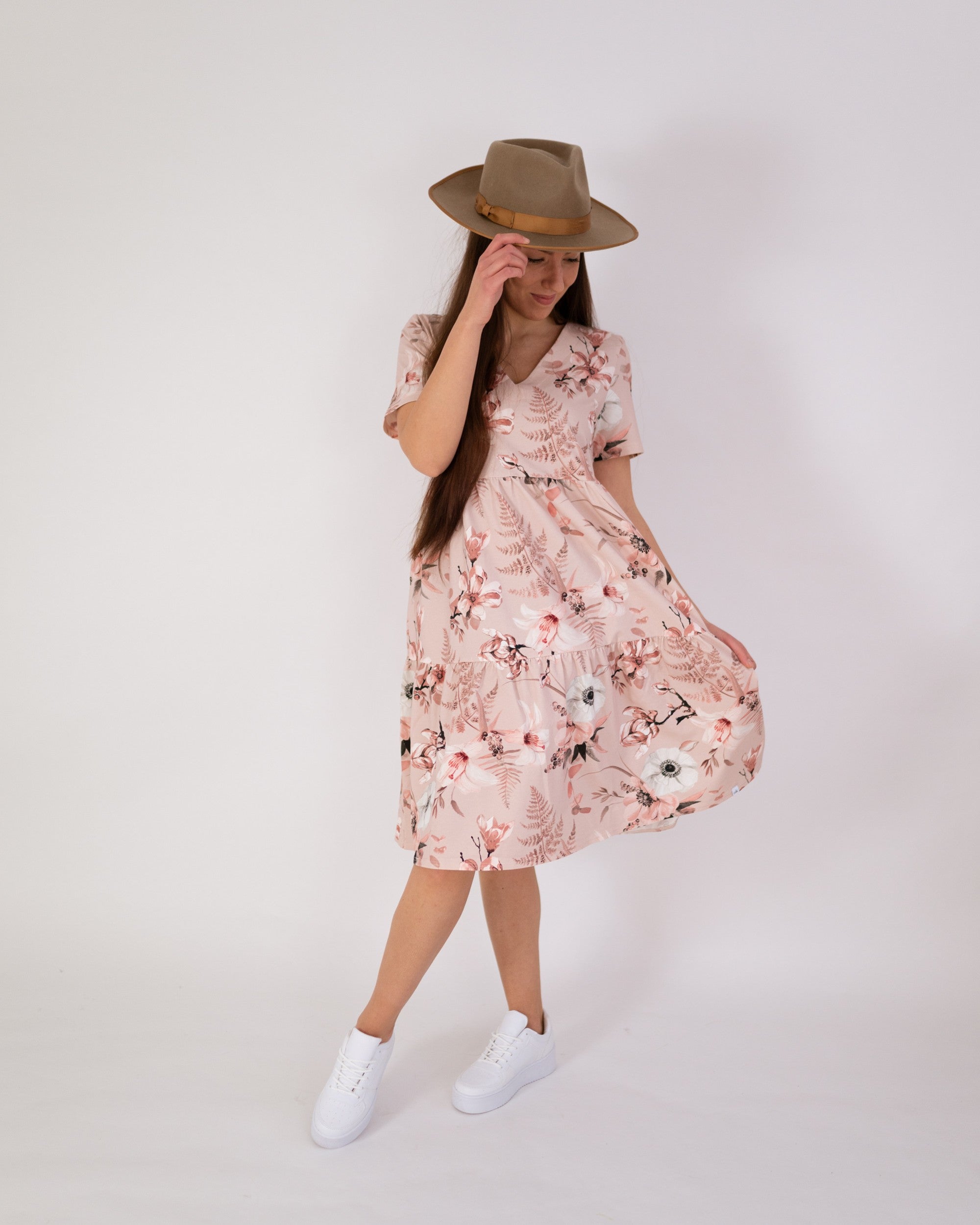 Kerrosmekko, Rose Lily