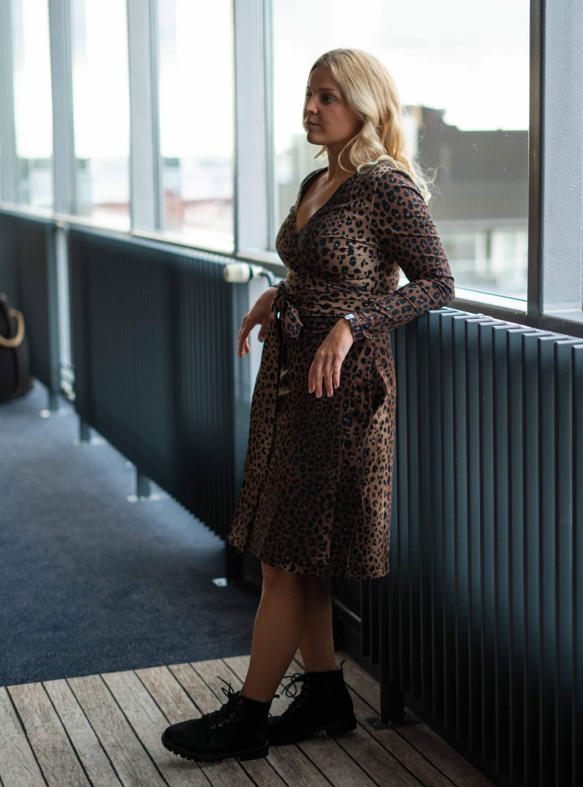 Print Kietaisumekko, Coco Leo