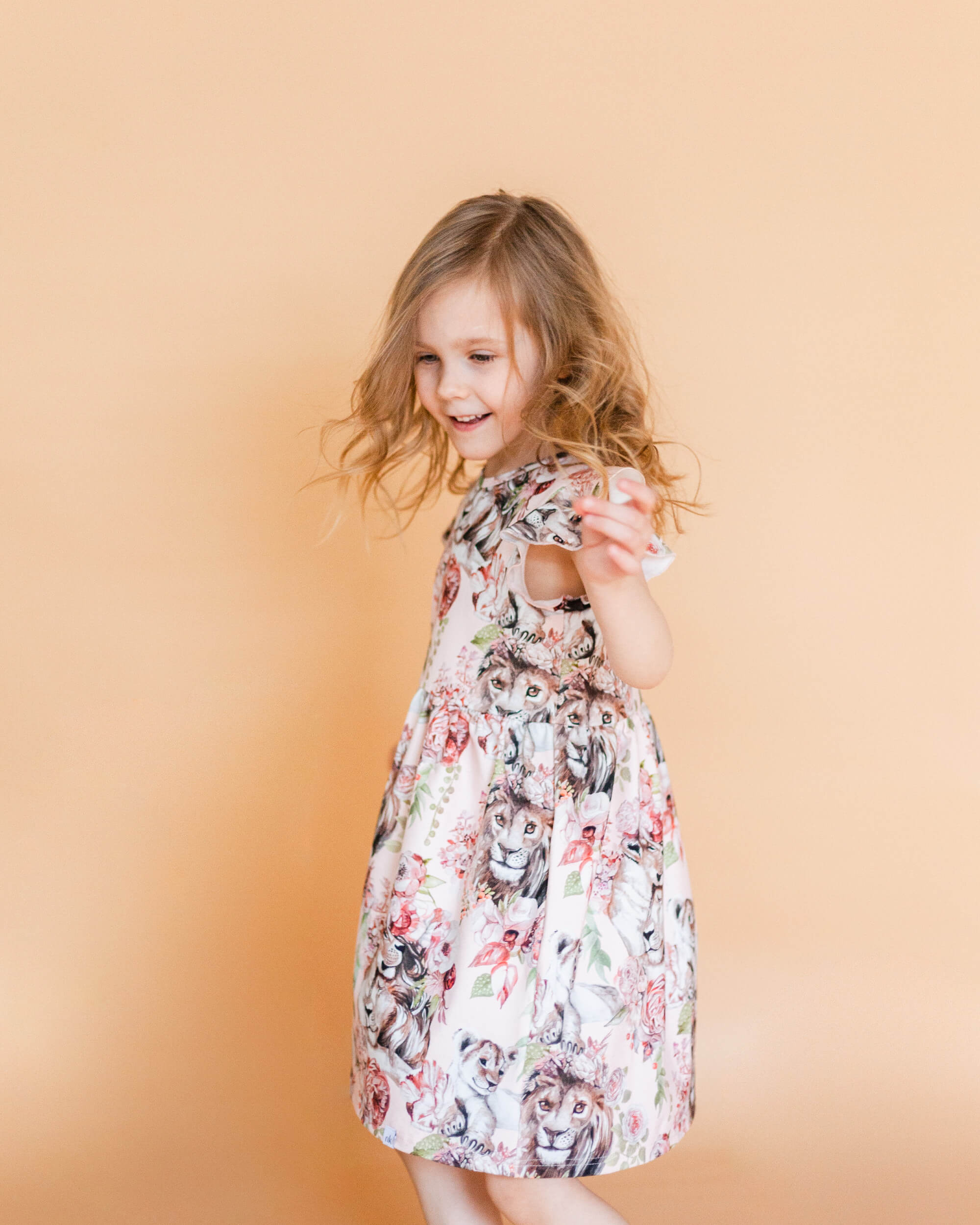 nakoa_summer_print_dress_garden_of_lions.jpg