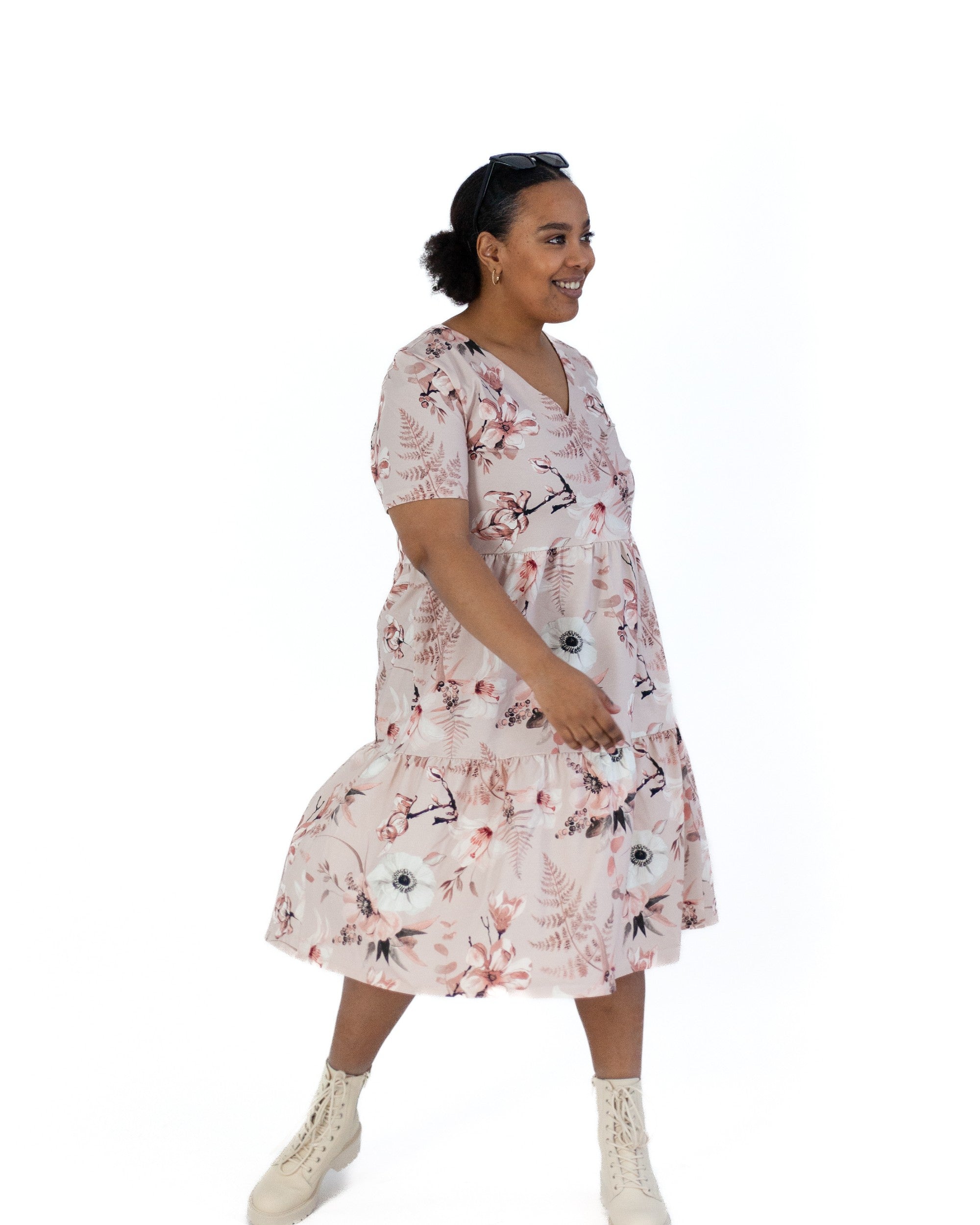 Kerrosmekko, Rose Lily