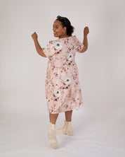 Kerrosmekko, Rose Lily