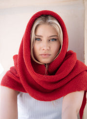 Pippa Scarf, Scarlet