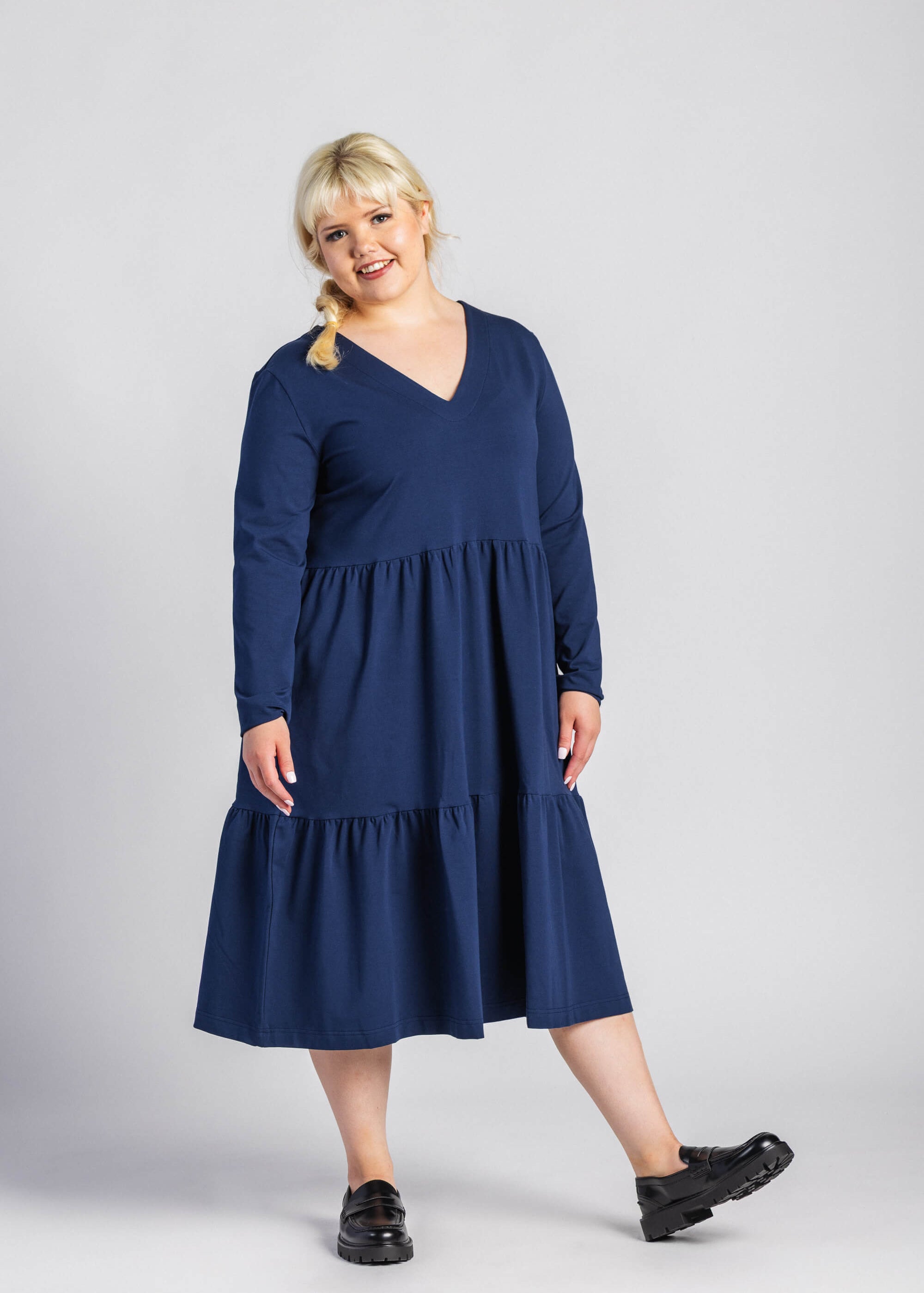 amelie-dress-dark-cobalt-nakoa_4.jpg