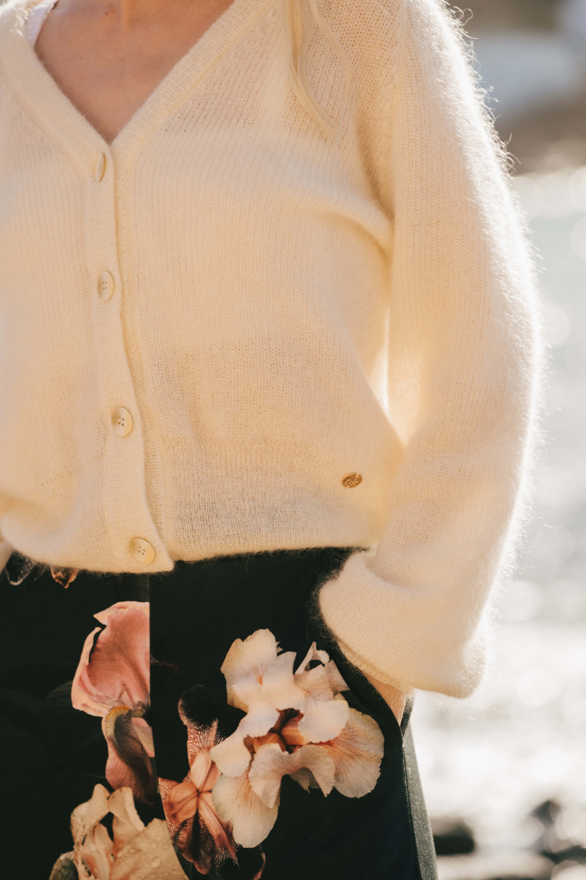 Elsie Cardigan, Ivory