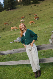 Elsie Cardigan, Pine