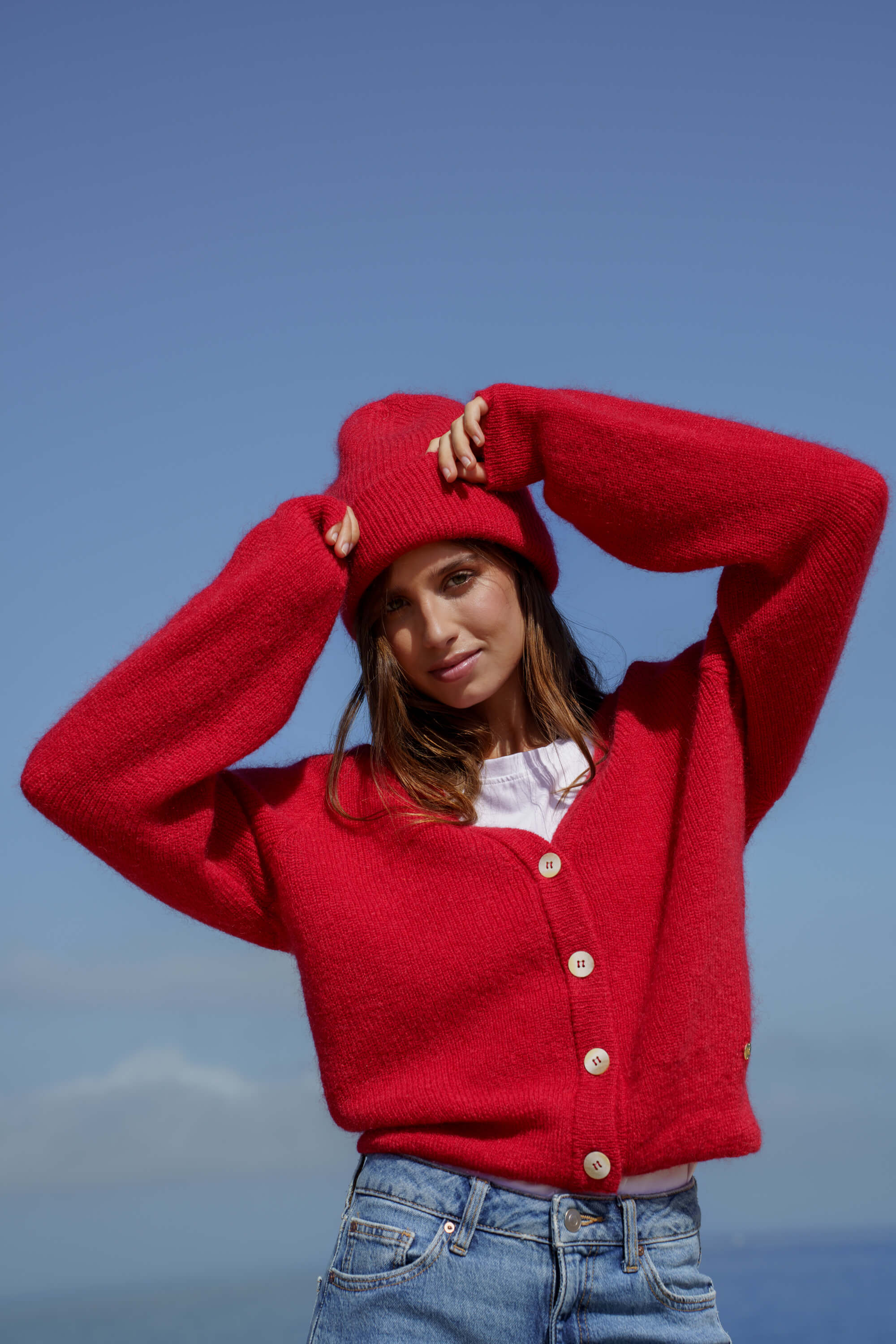Elsie Cardigan, Scarlet