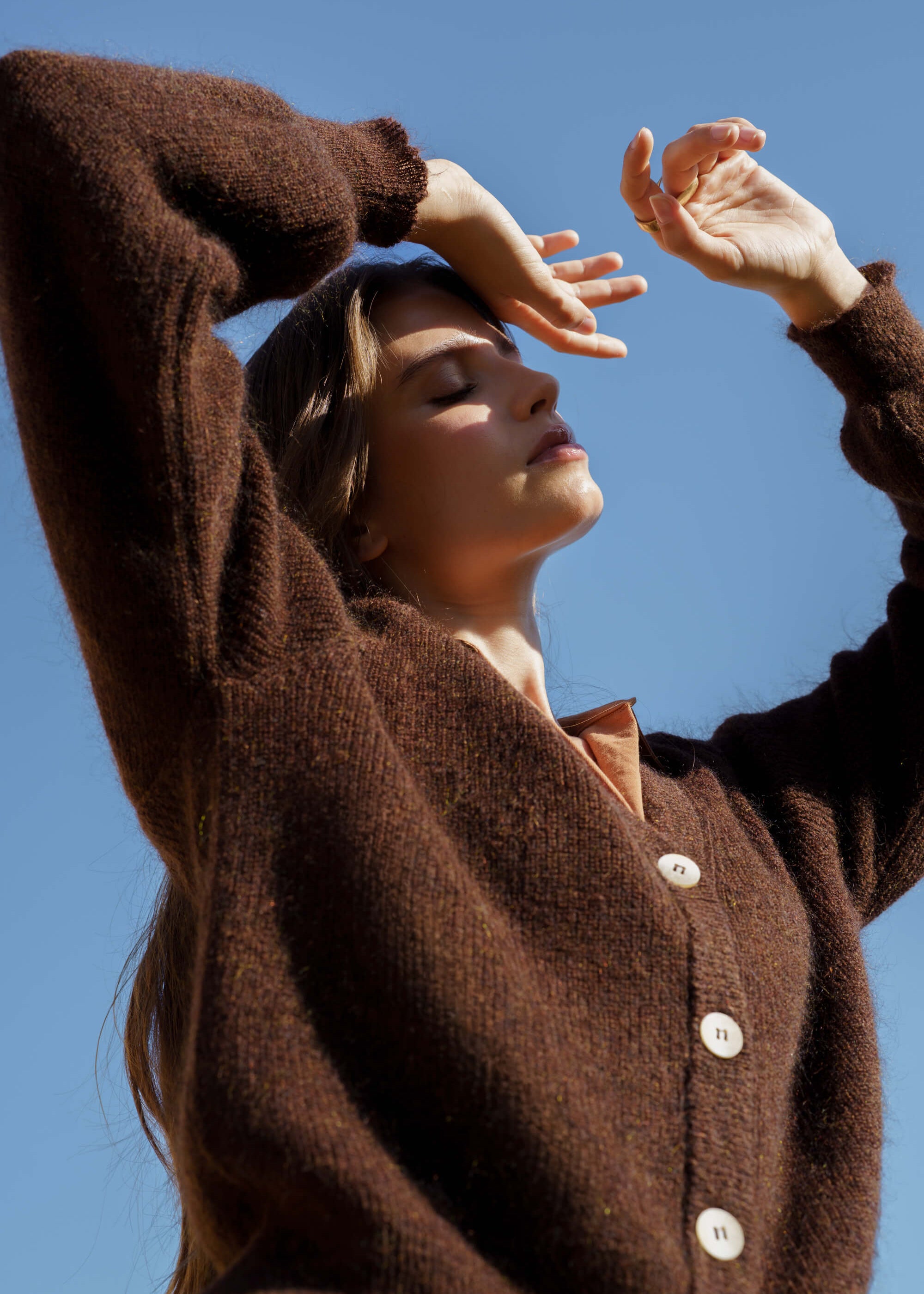 elsie-cardigan-truffle-nakoa_5.jpg