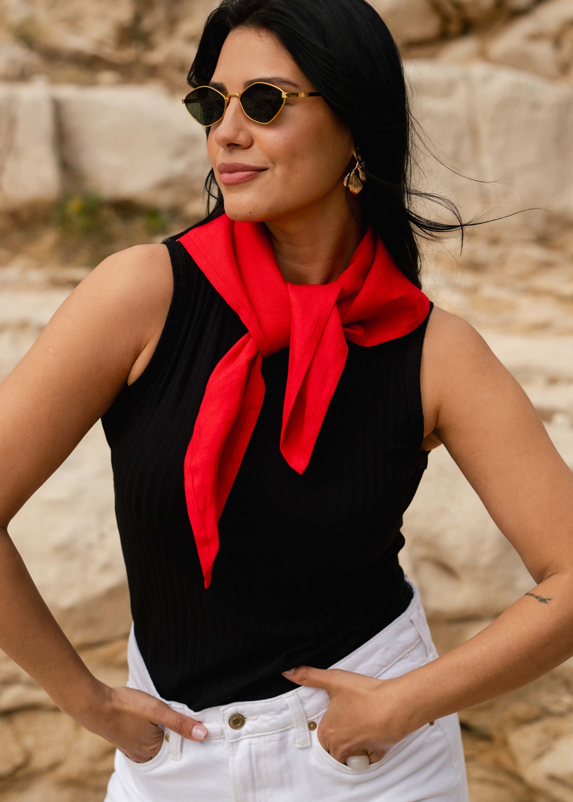 nakoa-linen-scarf-salsa_1.jpg