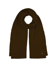 Pippa Scarf, Truffle
