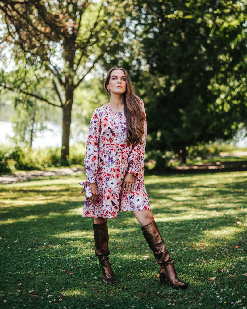Hailey Dress, Daisies