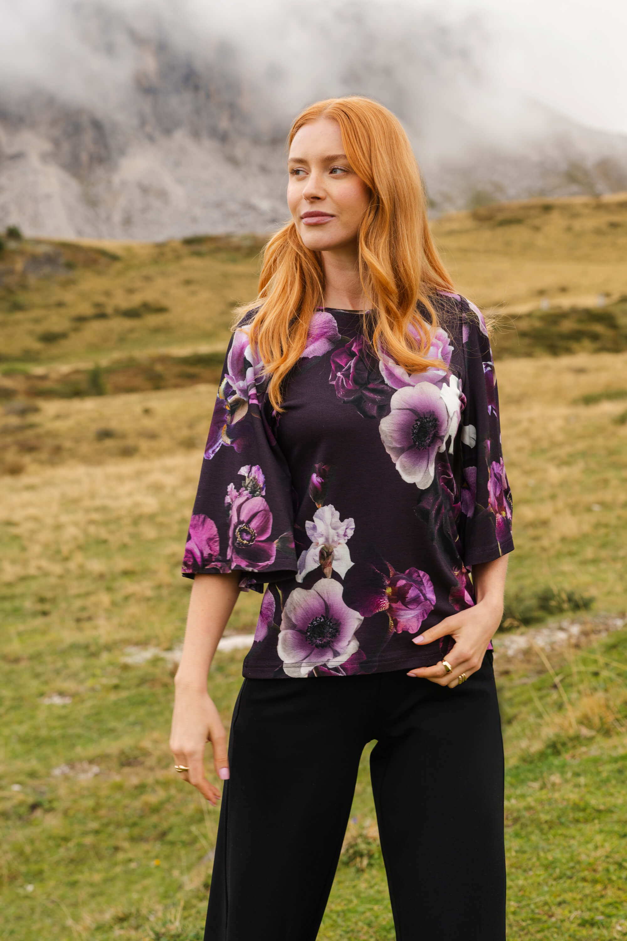 Vivienne Blouse, Secrets
