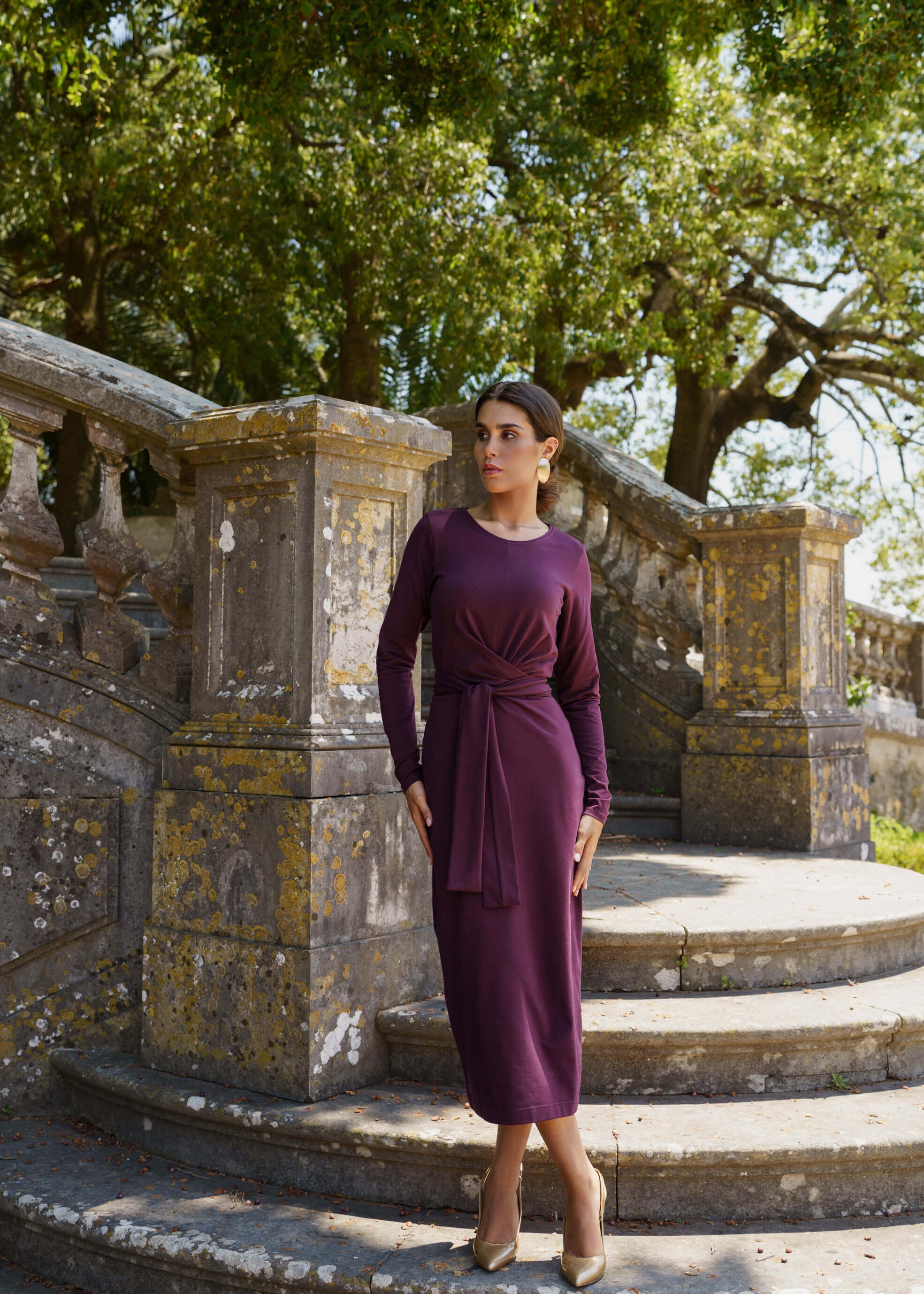 zoey-dress-burgundy_4.jpg