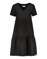 Pellava Kerrosmekko, Black