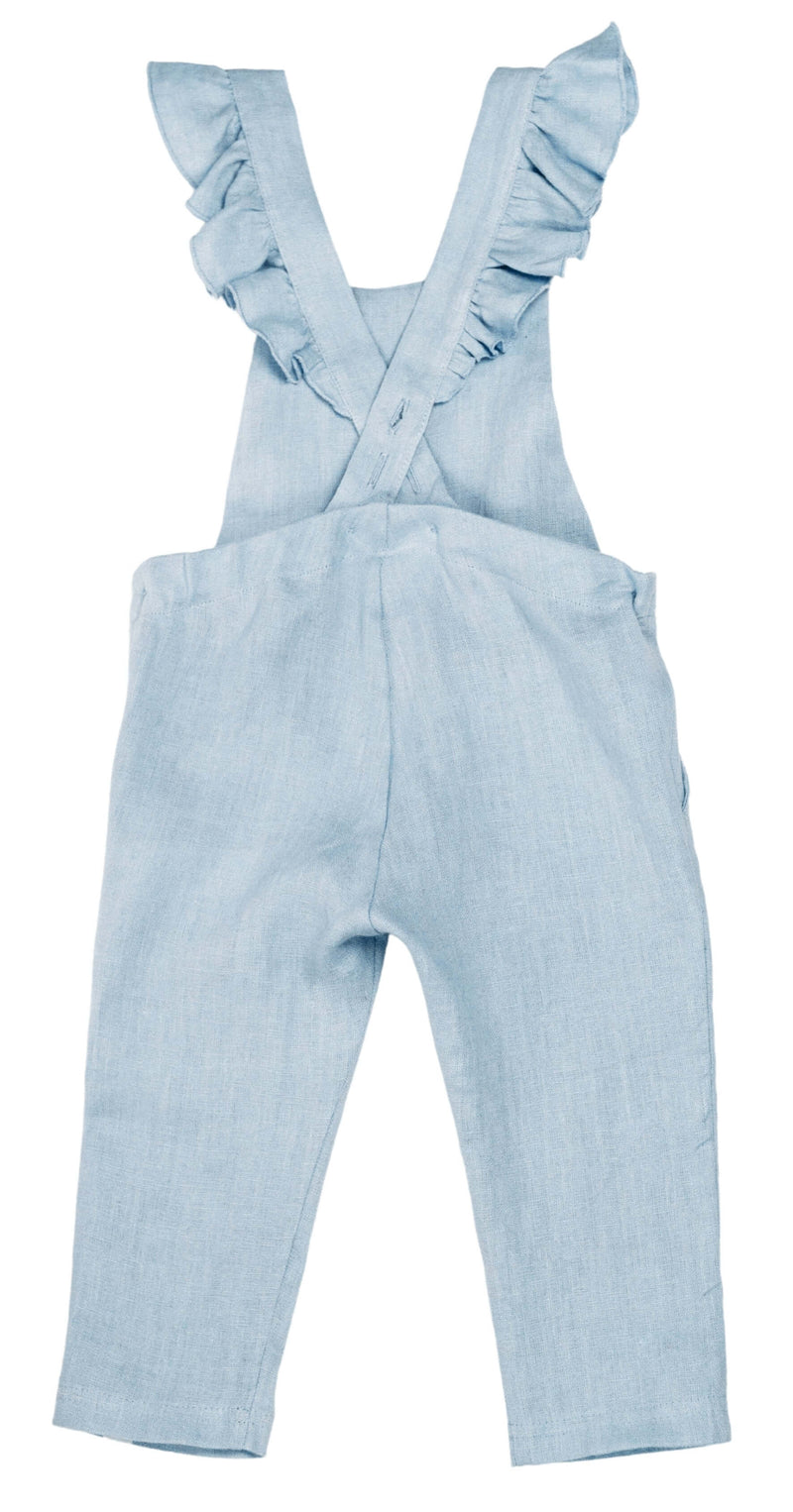 Nakoa dusty blue pellava frillahaalari, jossa säädettävät frillahenkselit. Frillahaalarissa on väljä, rento mitoitus. Tämä vaaleansininen Dusty Blue frillahaalari toimii upeasti myös samisteluun Nakoan muiden pellavatuotteiden kanssa. Nakoan lastenvaatteet on tuotettu eettisesti Euroopassa ja suunniteltu Suomessa.