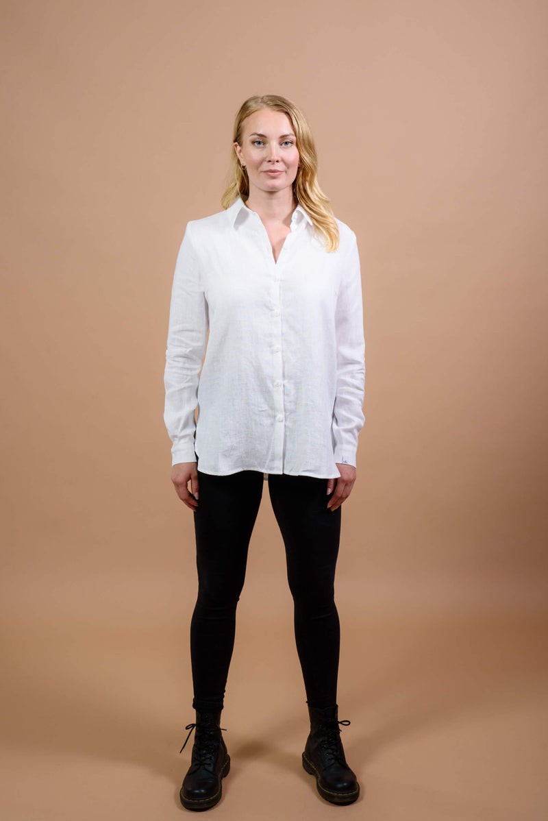 Chloe Pellavapaita, Cloudy White